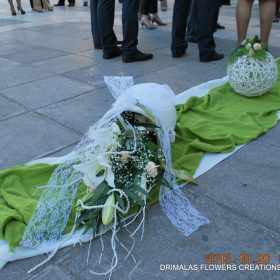 Στολισμός γάμου μέ πυθάρια,εξωτερικος στολισμός εκκλησίας γάμου,στολισμός vintage,οικονομικός στολισμός γάμου